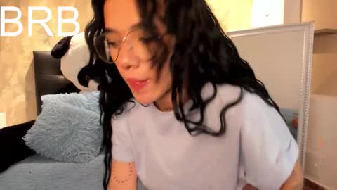 Alice  online show from October 17, 3:43 am