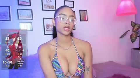 Snapshot of alice_simmons chatting on September 16, 12:24 pm alice_simmons online show from September 16, 12:24 pm