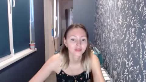 Alice smiles online show from February 20, 5:06 am