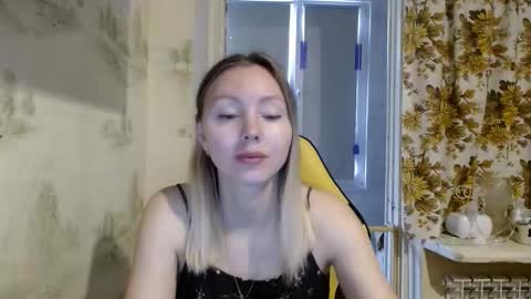 Alice smiles online show from April 8, 5:20 am