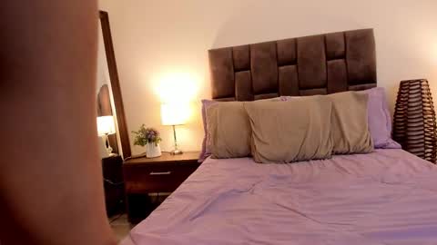 Alice Cullen online show from October 19, 3:25 pm