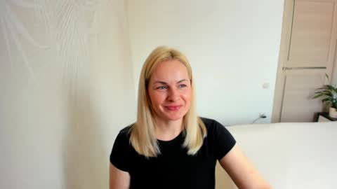 Alicee online show from March 18, 9:47 am