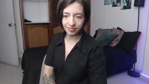 alicee_logan_ online show from November 22, 1:30 am