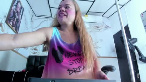 alicee online show from May 21, 8:29 pm