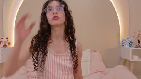 alice online show from May 9, 9:50 pm