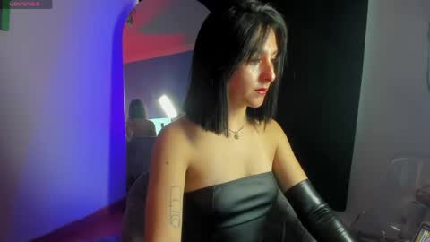 Alice online show from May 14, 9:53 pm