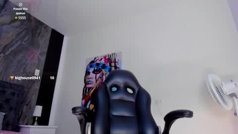 alicee_stonee_ online show from March 18, 10:04 pm