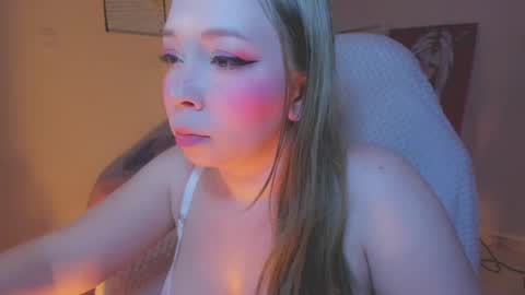  Dino nugget online show from March 3, 7:56 pm
