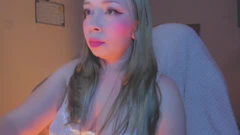  Dino nugget online show from February 27, 8:20 pm