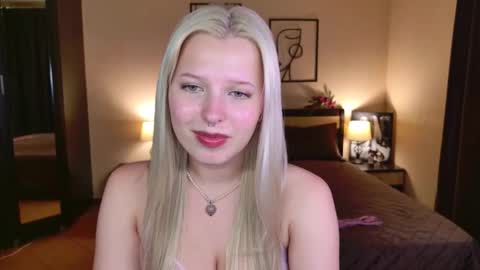 Alice online show from May 21, 4:16 pm
