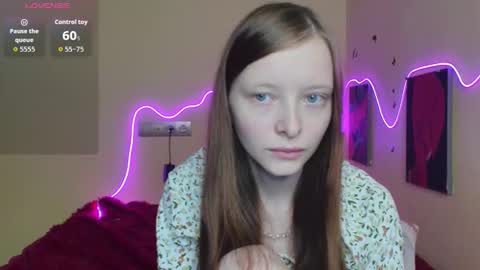 Alie online show from October 7, 1:10 am