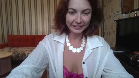 alicehoney_ online show from April 25, 1:41 pm