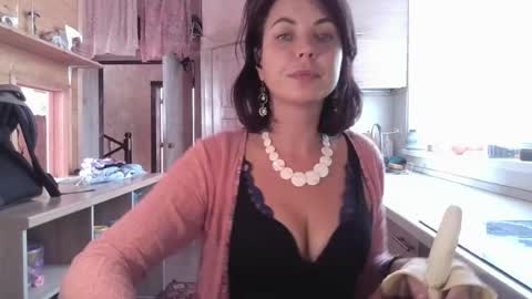 alicehoney_ online show from May 15, 11:57 am