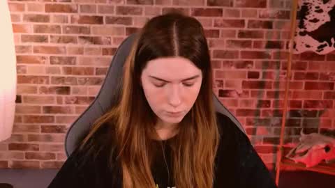 Alice online show from November 9, 5:47 am