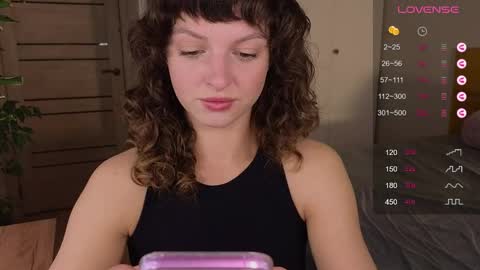 AliceKingsleigh online show from May 22, 5:49 am