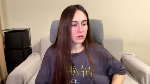 alicekollt online show from April 8, 9:17 pm