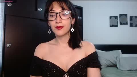 alicelove75 online show from August 3, 10:04 pm