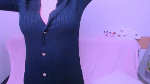 Alice online show from May 11, 2:45 pm