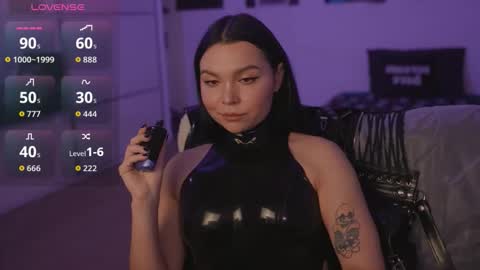 Alice online show from March 4, 11:00 pm