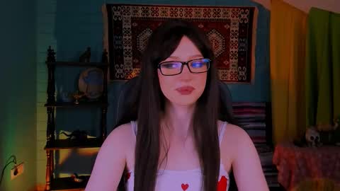 alicewelch_ online show from October 3, 1:16 pm