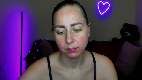 Alice online show from April 7, 11:23 am