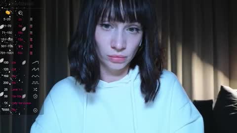 Alice online show from November 22, 7:27 pm