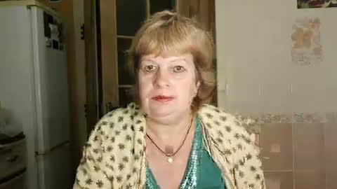 Snapshot of alicexmistress chatting on January 8, 4:22 pm Alicexmistress online show from January 8, 4:22 pm