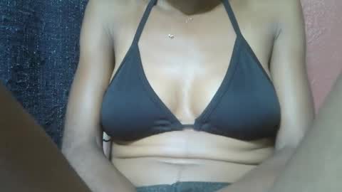 alicia253177 online show from February 3, 10:25 am