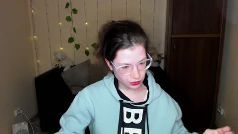 Alicia online show from January 26, 6:28 am