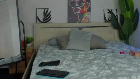 Alicia 2 GMT 3am-9am TueThuFriSun 9am-15pm Sat online show from May 16, 12:35 am