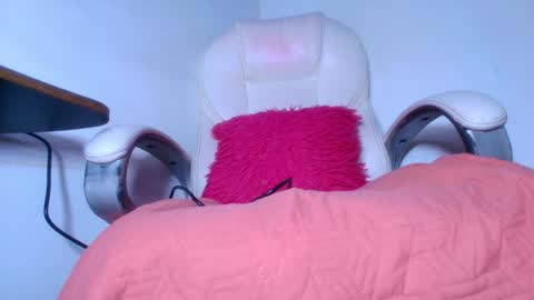 Alicia Kyse  online show from January 9, 3:04 am