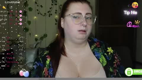 Alicia online show from May 12, 11:28 am