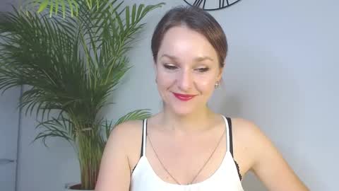 Snapshot of alicialux chatting on December 3, 8:36 am Alicia online show from December 3, 8:36 am