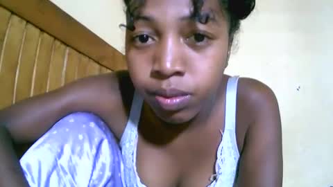 alicianah online show from December 18, 7:02 am