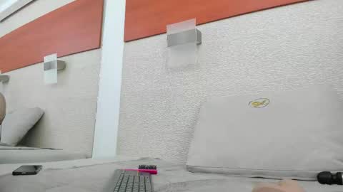 im tutti online show from January 10, 2:05 am