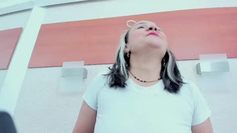 im tutti online show from November 5, 2:39 am