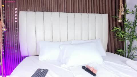 Aliha online show from October 23, 11:11 pm