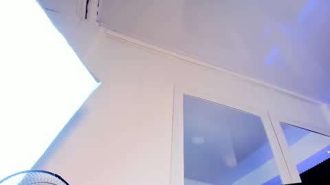 Alice online show from December 15, 8:03 pm