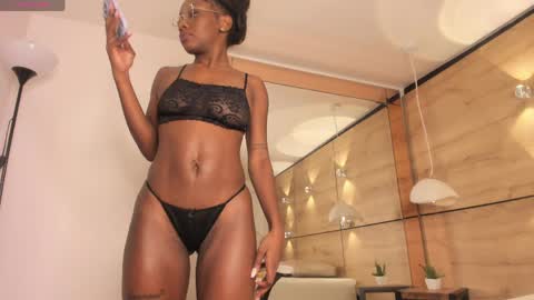  ALIKA BROWN  online show from April 1, 4:13 am