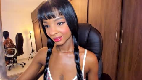 Snapshot of alika_houston chatting on March 6, 5:14 am IG Alik nasso online show from March 6, 5:14 am