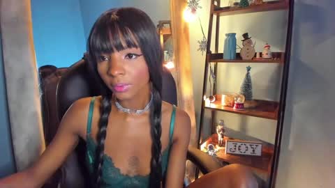 Snapshot of alika_houston chatting on January 6, 10:13 am IG Alik nasso online show from January 6, 10:13 am