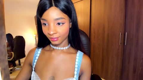Snapshot of alika_houston chatting on September 10, 2:55 am IG Alik nasso online show from September 10, 2:55 am