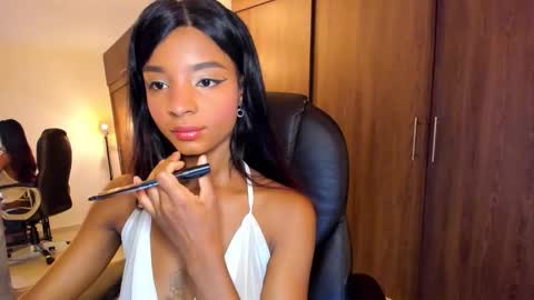 Snapshot of alika_houston chatting on September 11, 4:13 am IG Alik nasso online show from September 11, 4:13 am