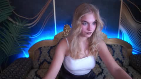 Alina online show from November 13, 8:19 pm