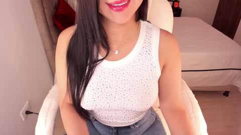 alinaowens online show from January 29, 9:39 pm