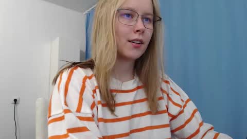 alinasei online show from January 9, 7:29 pm