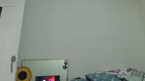  Ali  online show from May 12, 8:26 pm