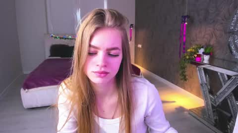 alisa_glamur online show from February 26, 1:54 pm