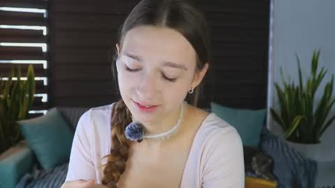 Alice                                   Fansly Alisa01 online show from May 17, 3:27 am