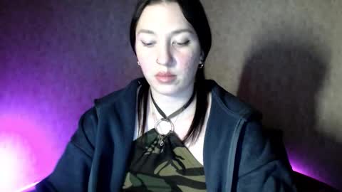 alisaadoll online show from March 3, 2:45 pm